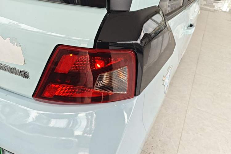 Used Dongfeng Fengon MINIEV 2022 Shishi Style Luxury Version Right Rear Taillight