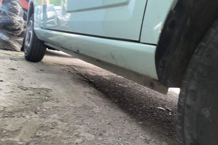 Used Dongfeng Fengon MINIEV 2022 Shishi Style Practical Version Right Side Sill