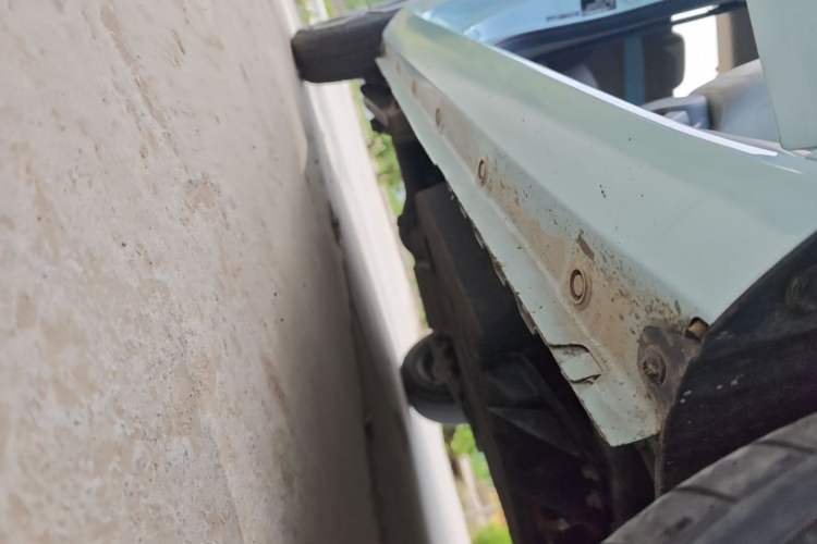 Used Dongfeng Fengon MINIEV 2022 Simple Style Comfort Version Right Side Sill