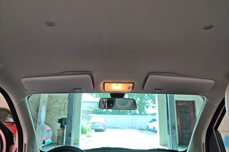 Used Dongfeng Fengon MINIEV 2022 Candy-Style Bubble Gum Headliner