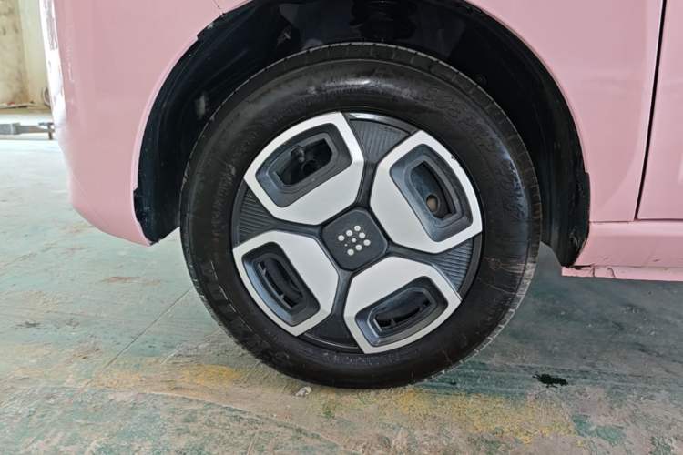 Used Dongfeng Fengon MINIEV 2022 Candy-Style Bubble Gum Left Front Wheel Hub