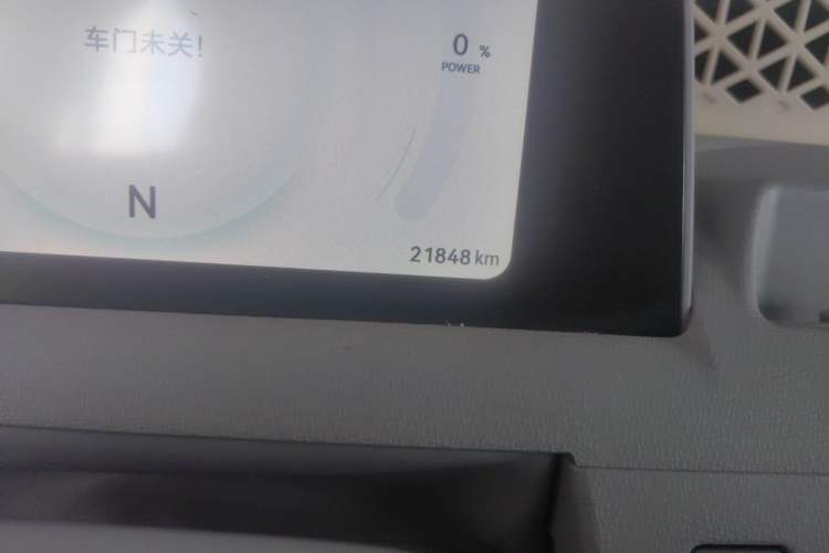 Used Dongfeng Fengon MINIEV 2022 Shishi Style Luxury Version Odometer Close Up