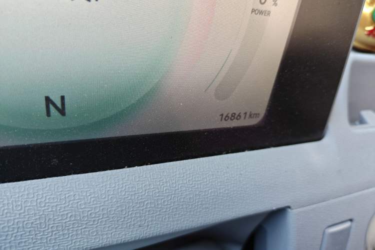 Used Dongfeng Fengon MINIEV 2022 Candy-Style Marshmallow Odometer Close Up