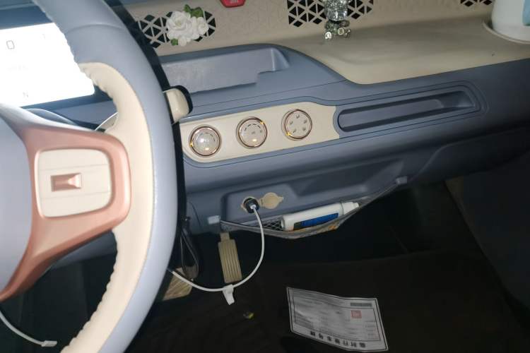 Used Dongfeng Fengon MINIEV 2022 Candy-Style Lollipop Audio And AC Panel