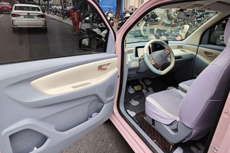 Used Dongfeng Fengon MINIEV 2022 Shishi Style Luxury Version Driver Seat