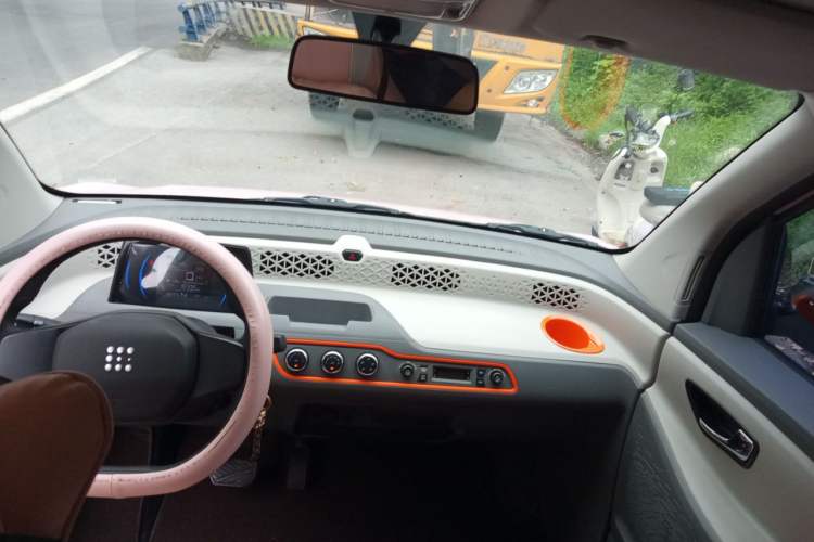 Used Dongfeng Fengon MINIEV 2022 Candy-Style Bubble Gum Headliner