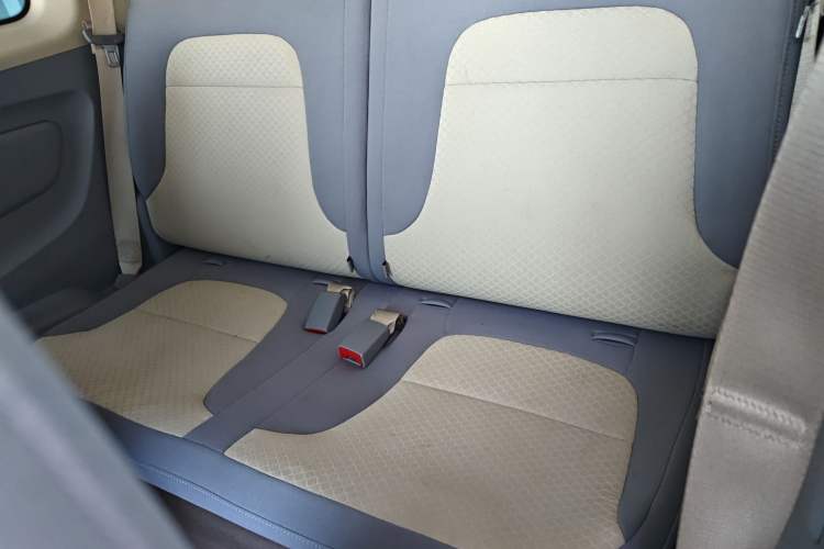 Used Dongfeng Fengon MINIEV 2022 Candy Edition Half-Sugar Interior 4