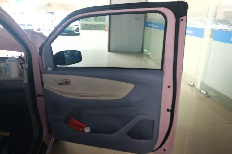 Used Dongfeng Fengon MINIEV 2022 Candy-Style Lollipop Interior 5