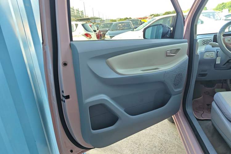 Used Dongfeng Fengon MINIEV 2022 Candy Edition Half-Sugar Interior 7