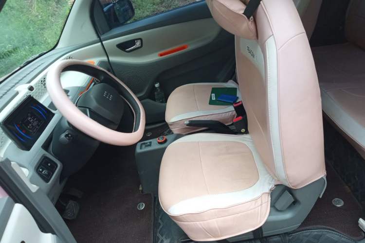 Used Dongfeng Fengon MINIEV 2022 Candy-Style Bubble Gum Left Front Seat