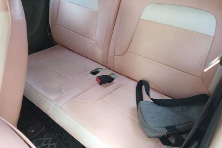 Used Dongfeng Fengon MINIEV 2022 Candy-Style Bubble Gum Left Rear Seat