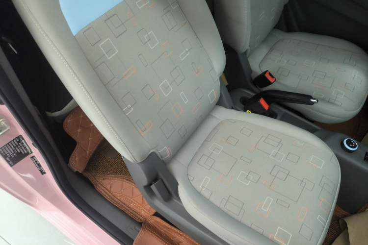 Used Dongfeng Fengon MINIEV 2022 Shishi Style Practical Version Right Front Seat