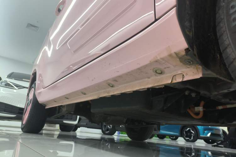 Used Dongfeng Fengon MINIEV 2022 Shishi Style Practical Version Right Side Sill