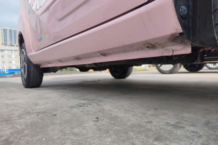 Used Dongfeng Fengon MINIEV 2022 Candy-Style Lollipop Right Side Sill