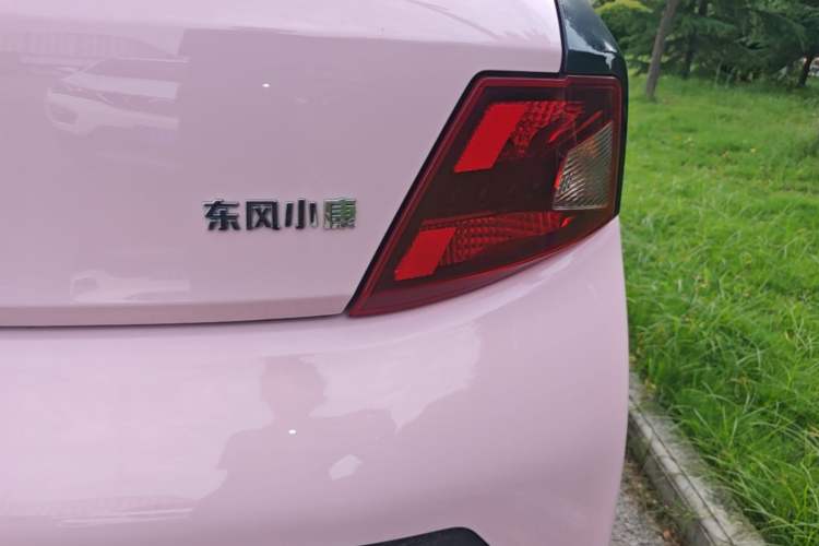 Used Dongfeng Fengon MINIEV 2022 Shishi Style Luxury Version Right Rear Taillight