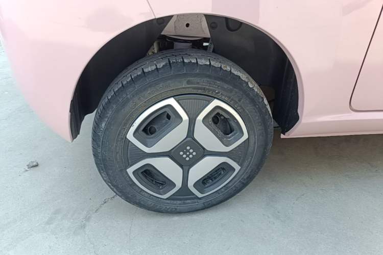 Used Dongfeng Fengon MINIEV 2022 Candy-Style Bubble Gum Right Rear Wheel Hub
