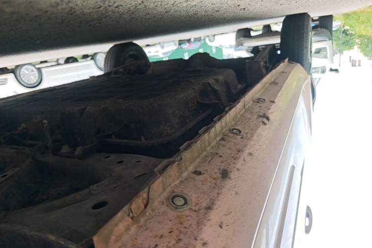 Used Dongfeng Fengon MINIEV 2022 Shishi Style Luxury Version Right Side Sill