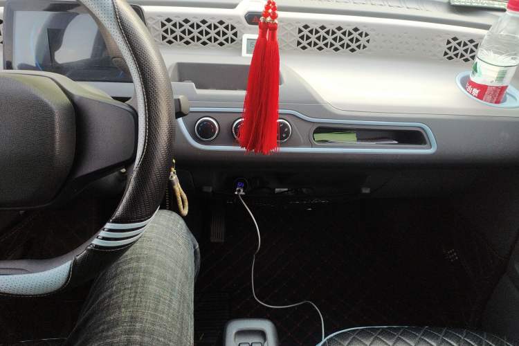 Used Dongfeng Fengon MINIEV 2022 Shishi Style Practical Version Audio And AC Panel