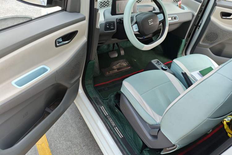 Used Dongfeng Fengon MINIEV 2022 Shishi Style Luxury Version Driver Seat