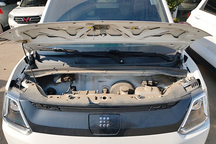 Used Dongfeng Fengon MINIEV 2022 Candy Edition Lightly Sweeted Engine Bay