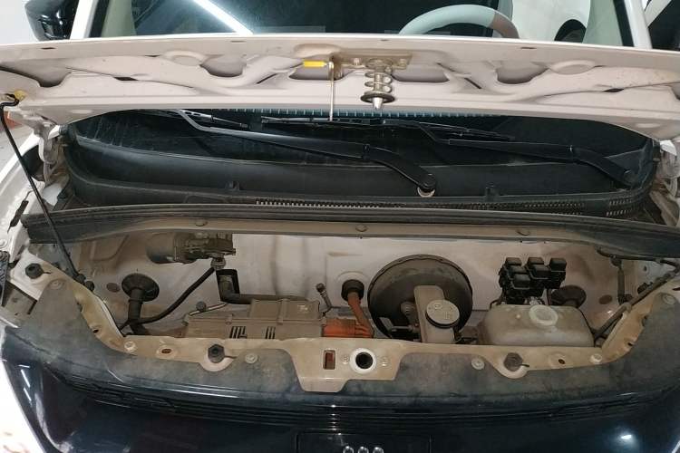 Used Dongfeng Fengon MINIEV 2022 Candy Edition Lightly Sweeted Engine Bay