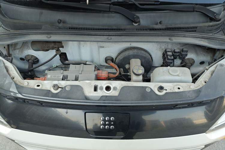 Used Dongfeng Fengon MINIEV 2022 Shishi Style Luxury Version Engine Bay