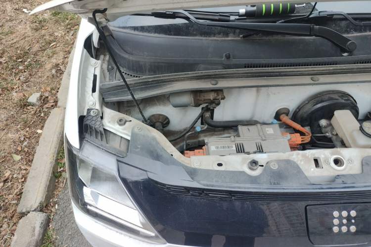 Used Dongfeng Fengon MINIEV 2022 Candy-Style Marshmallow Engine Bay Right