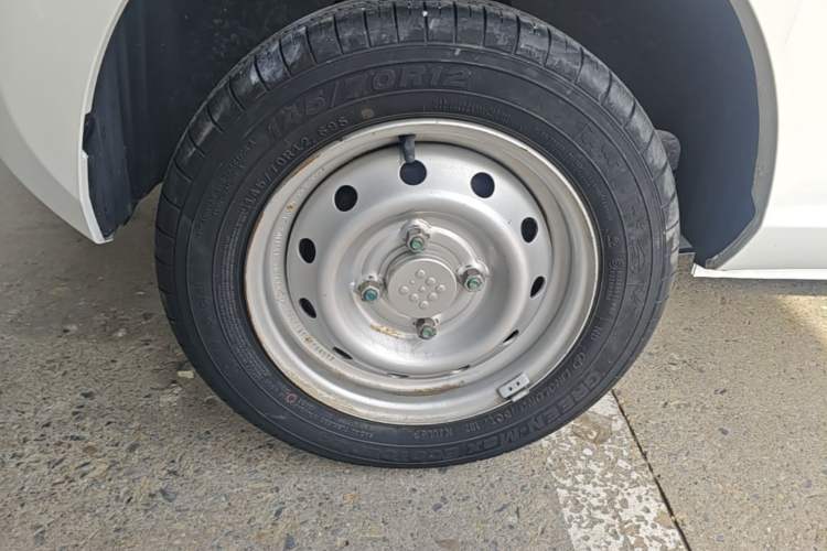 Used Dongfeng Fengon MINIEV 2022 Shishi Style Practical Version Exterior 5