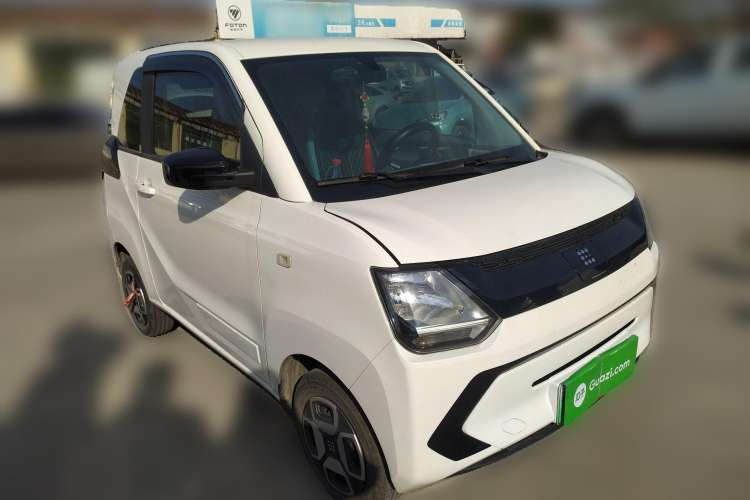 Used Dongfeng Fengon MINIEV 2022 Shishi Style Practical Version Front Right 45 Deg