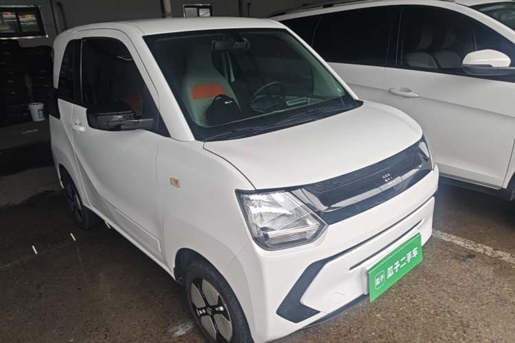 Used Dongfeng Fengon MINIEV 2022 Shishi Style Practical Version Front Right 45 Deg