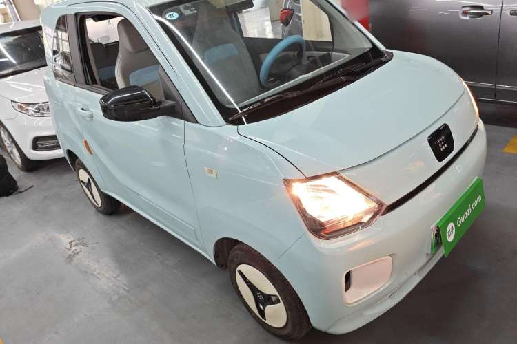 Used Dongfeng Fengon MINIEV 2022 Shishi Style Practical Version Front Right 45 Deg