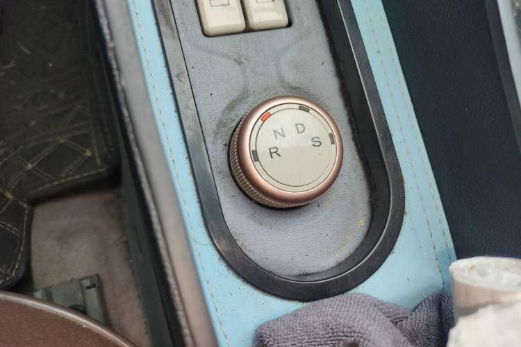 Used Dongfeng Fengon MINIEV 2022 Candy-Style Marshmallow Gear Lever