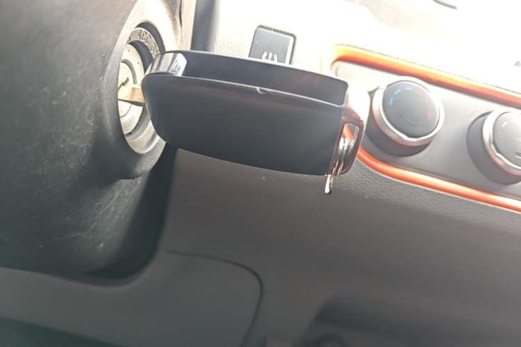 Used Dongfeng Fengon MINIEV 2022 Shishi Style Practical Version Interior 1