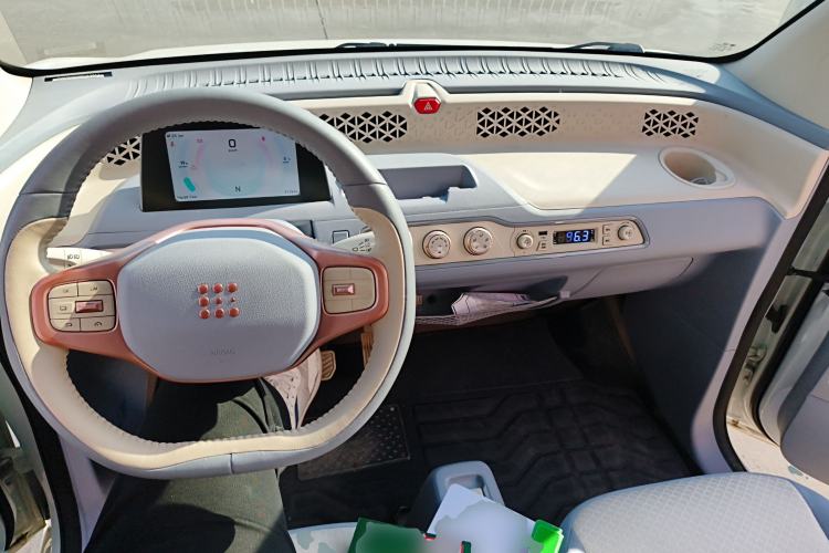 Used Dongfeng Fengon MINIEV 2022 Candy Edition Lightly Sweeted Interior 2