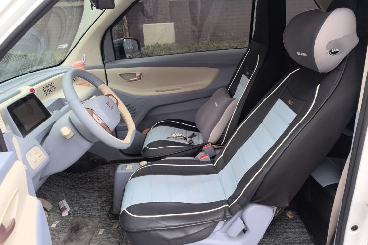 Used Dongfeng Fengon MINIEV 2022 Candy Edition Half-Sugar Left Front Seat