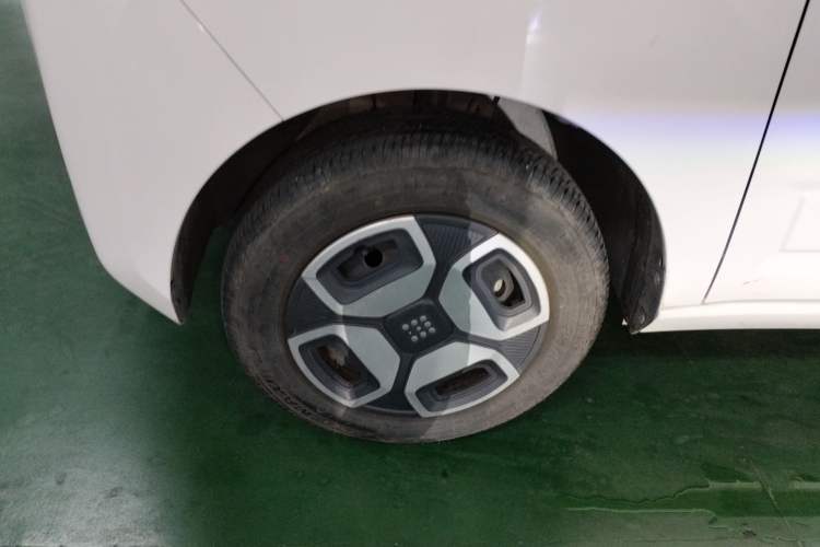 Used Dongfeng Fengon MINIEV 2022 Candy Edition Lightly Sweeted Left Front Wheel Hub