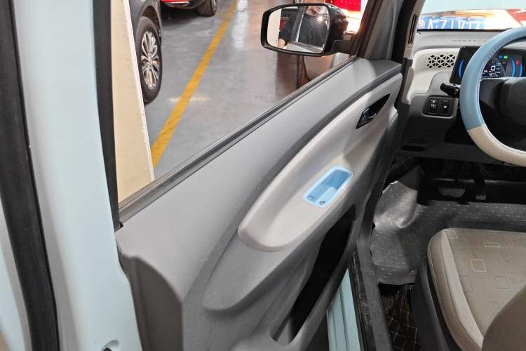 Used Dongfeng Fengon MINIEV 2022 Shishi Style Practical Version Left Rear Door Interior