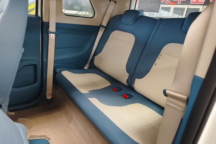 Used Dongfeng Fengon MINIEV 2022 Candy Edition Half-Sugar Left Rear Seat