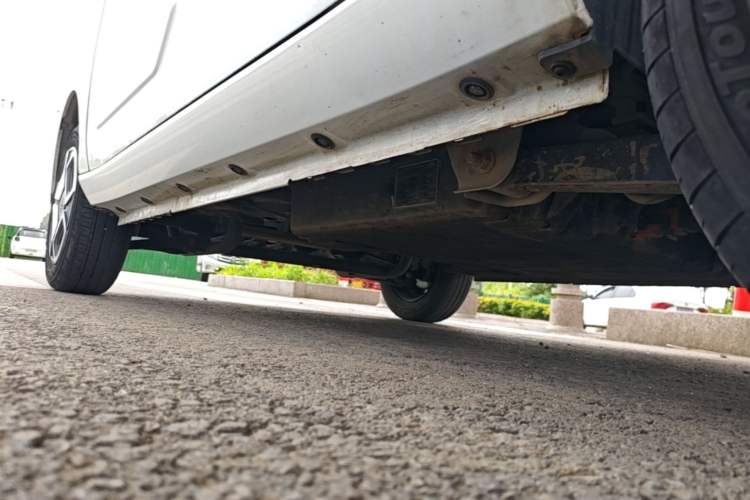 Used Dongfeng Fengon MINIEV 2022 Shishi Style Practical Version Left Side Sill
