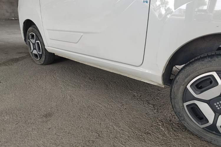 Used Dongfeng Fengon MINIEV 2022 Candy-Style Lollipop Left Side Sill