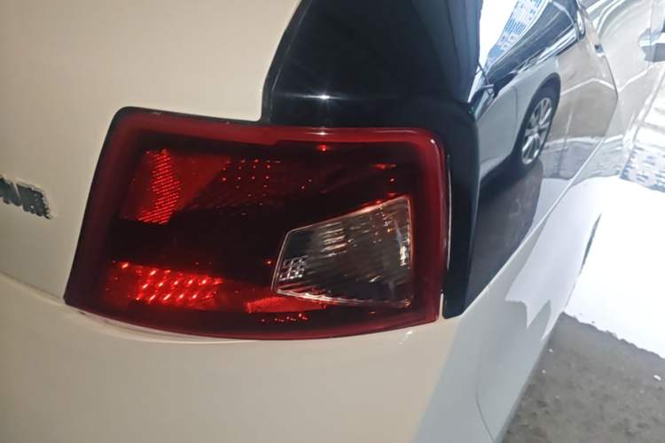 Used Dongfeng Fengon MINIEV 2022 Shishi Style Practical Version Right Rear Taillight