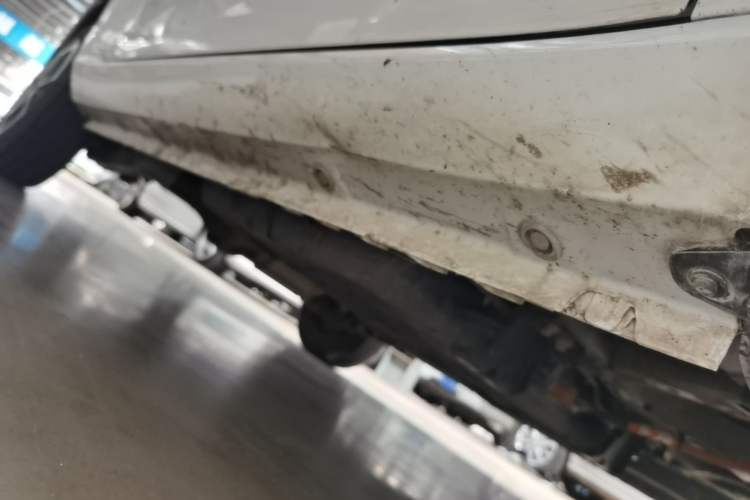 Used Dongfeng Fengon MINIEV 2022 Shishi Style Luxury Version Right Side Sill