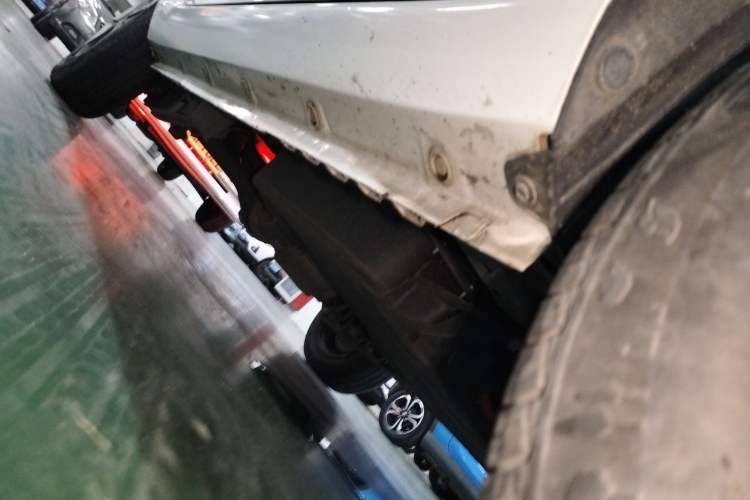 Used Dongfeng Fengon MINIEV 2022 Candy Edition Lightly Sweeted Right Side Sill