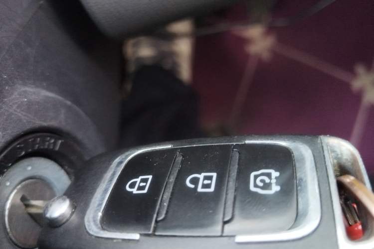 Used Dongfeng Fengon MINIEV 2022 Shishi Style Practical Version Vehicle Key