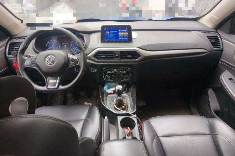 Used Dongfeng Fengon S560 2018 1.8L Manual Urban Model 7 Seats Center Console