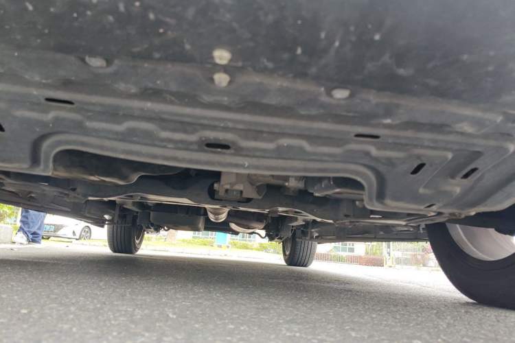 Used Dongfeng Fengon S560 2018 1.8L CVT Smart Connect 7-Seater Chassis Front