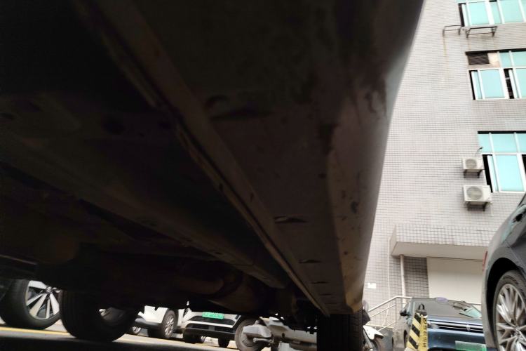 Used Dongfeng Fengon S560 2018 1.8L CVT Smart Connect 7-Seater Chassis Rear Left