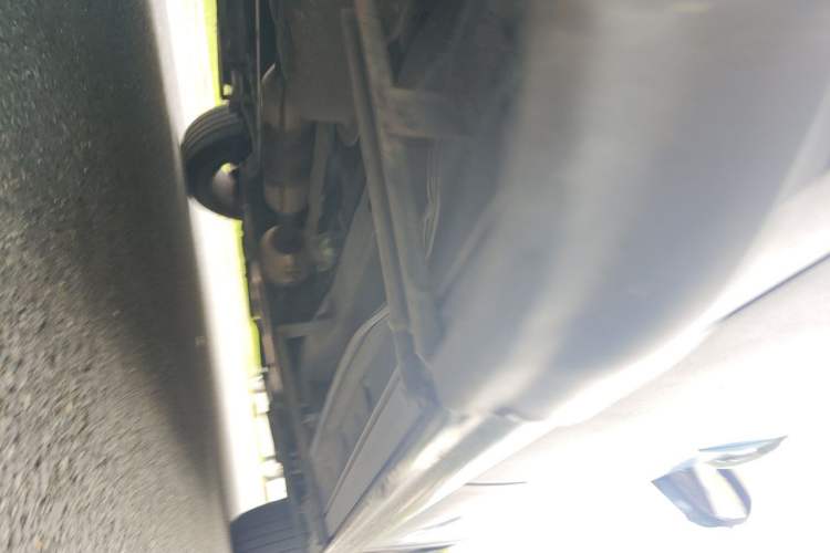 Used Dongfeng Fengon S560 2018 1.8L CVT Smart Connect 7-Seater Chassis Rear Right