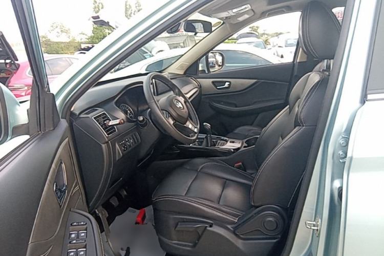 Used Dongfeng Fengon S560 2018 1.8L Manual Luxury 7-Seater Driver Seat