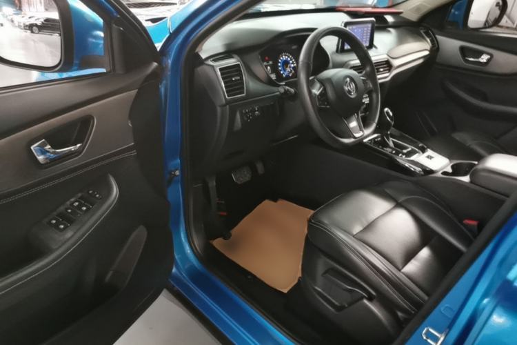Used Dongfeng Fengon S560 2018 1.8L CVT Elite Model 7 Seats Driver Seat